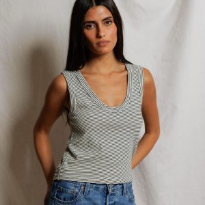 vicky stripe